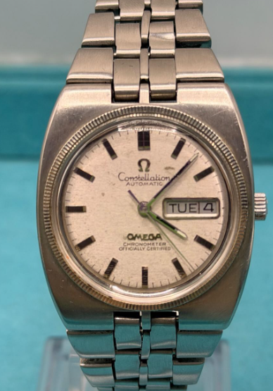 Omega Constellation C-Shape Day-Date — Automático Cronômetro — Circa 1970